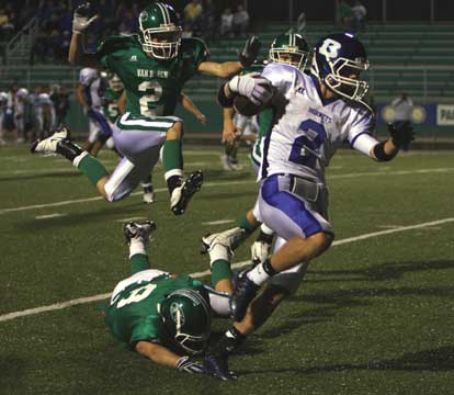 Brandon Parish escapes Van Buren tacklers. (Photo by Rick Nation)