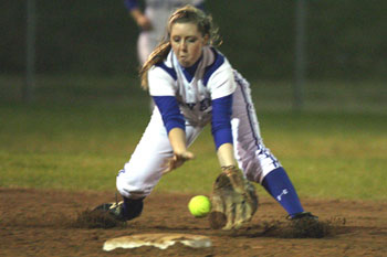 Kayla Sory fields a grounder at short for the Bryant Lady Hornets.