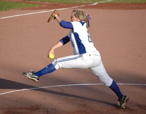 Peyton Jenkins winds up for a pitch during the Southern Warrior Invitational at Murfreesboro, Ky., and surrounding areas over the weekend. (Photo by Mark Hart)