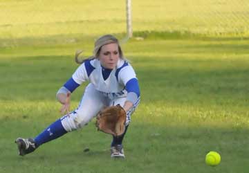 Jenna Bruick prepares to field a hit to left. (Photo by Kevin Nagle)
