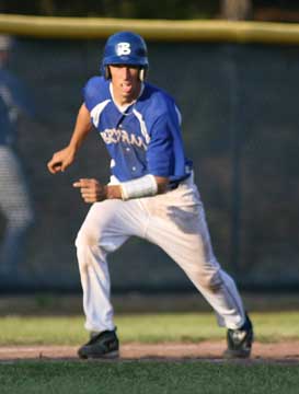 Jonathan Wade leads off third. (Photo by Rick Nation)