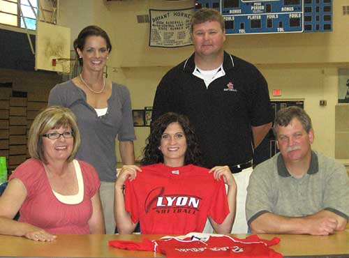 Sarah Hart signed a letter of intent to continue her softball career next fall at Lyon College today. Joining her were her parents Brenda and Mark, Bryant coach Lisa Stanfield and Lyon coach Jason Miner.