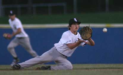 Austin Benning makes a play at second base. (Photo by Rick Nation)