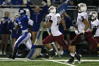 Karon Dismuke broke a 62-yard run on the first play of the game. (Photo by Rick Nation)