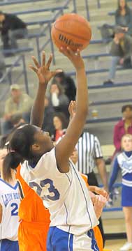 Jayla Anderson led the Lady Hornets in scoring Thursday. (Photo by Kevin Nagle)