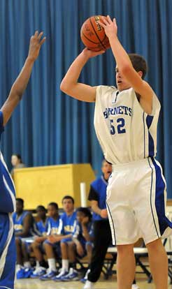 Davis Nossaman launches a shot. (Photo by Kevin Nagle)