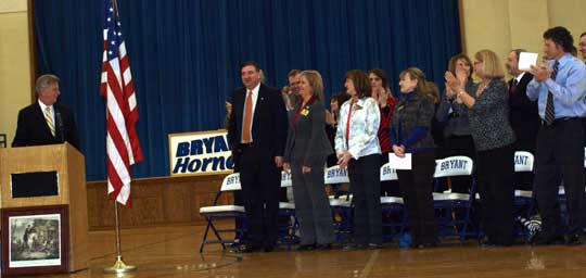 Gov. Beebe thanks Senator Shane Broadway and Representatives Dawn Creekmore, Barbara Nix and Ann Clemmer for their dedication to education.  Also pictured, School Board members, Rhonda Sanders and Scott Hart.