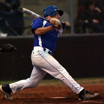Hunter Mayall (Photo by Rick Nation)