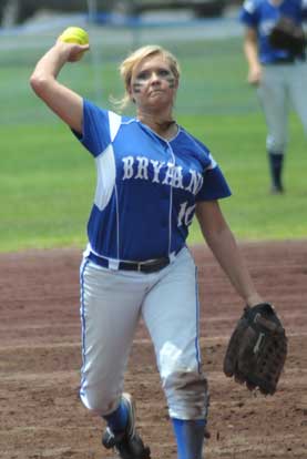 Cassidy Wilson fires a throw to first base from her position at shortstop. (PHoto by Kevin Nagel)