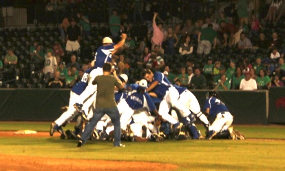 The Hornets engage in the tradition State championship dogpile. (Photo courtesy of Phil Pickett)