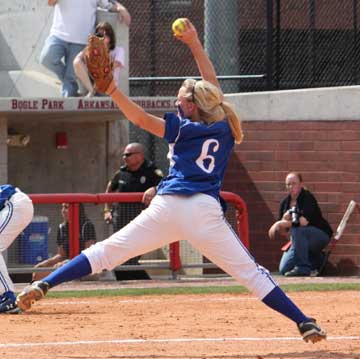 Peyton Jenkins delivers a pitch during Saturday's State finale. (PHoto courtesy of Phil Pickett)