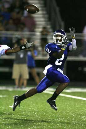 Bryant's Dillon Winfrey takes a bead on a pass. (Photo by Rick Nation)