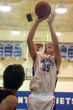 Ryan Hall scored 10 points in Monday's victory. (Photo by Rick Nation)