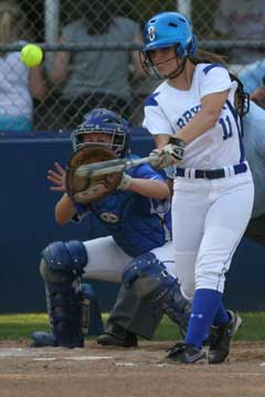 Hannah Rice takes a cut. (Photo by Rick Nation)