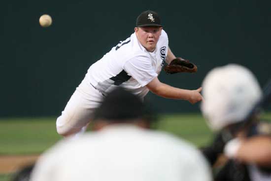 Matt Neal delivers a pitch. (Photo by Rick Nation)