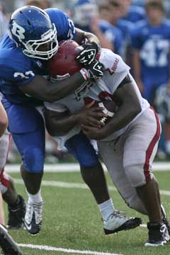Tyree Reese makes a tackle. (Photo by Rick Nation)