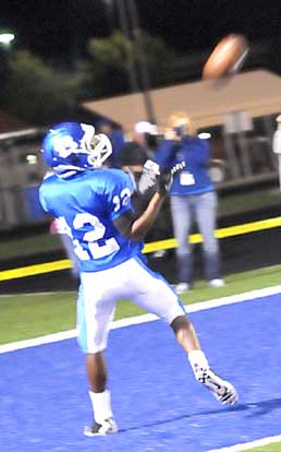 Charles Henson scored his first varsity touchdown on this pass. (Photo by Kevin Nagle)