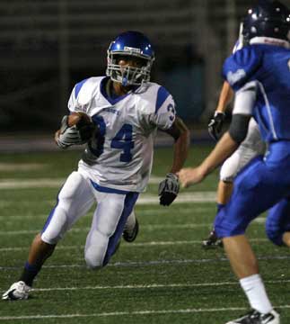 Brushawn Hunter returned a kickoff 93 yards for a touchdown. (Photo by Rick Nation)