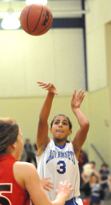 Jadyn Lewis fires up a shot. (Photo by Kevin Nagle)