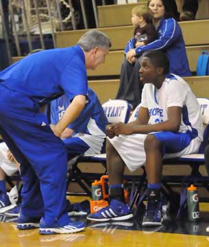 Coach Jim Pennington talks to J.C. Newborn. (Photo by Kevin Nagle)