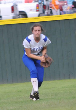 Ashley Chaloner makes a catch in left. (Photo by Kevin Nagle)