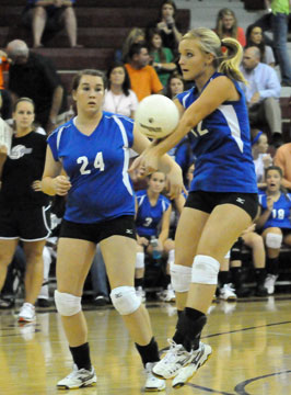 McKenzie Rice controls the ball in front of teammate Brooke Howell (24). (Photo by Kevin Nagle)