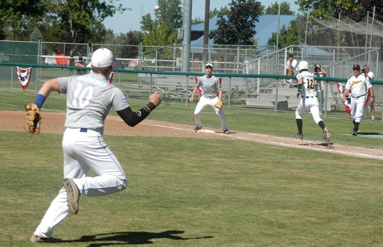 Bryant third baseman Garrett Misenheimer makes throw to first baseman Aaron Orender to retire Jasper base runner is Jared Sermersheim. (Photo by Steven Smith/Hometown Sports)