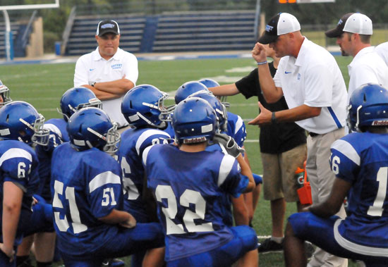 Bethel head coach Dale Jones makes a point with his team during halftime. (Photo by Kevin Nagle)