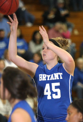 Haley Murphy launches a free throw. (Photo by Rick Nation)