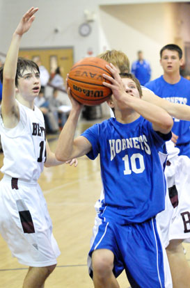 Jake East looks to finish off a drive. (Photo by Kevin Nagle)