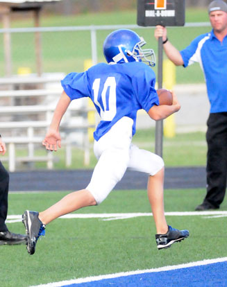 Jesse Windemaker crosses the goal line on Bryant White's first touchdown. (Photo by Kevin Nagle)