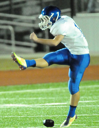 Chase Kincaid kicks off. (Photo by Kevin Nagle)