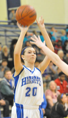 Kailey Nagle hit a pair of key jumpers against Mount St. Mary. (Photo by Kevin Nagle)