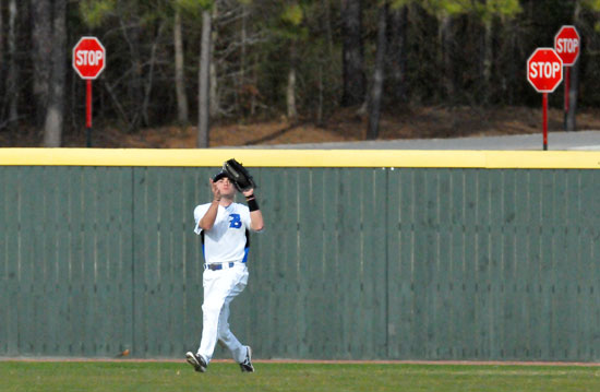 Hayden Daniel "stops" the Benton Panthers with a catch in right. (Photo by Kevin Nagle)