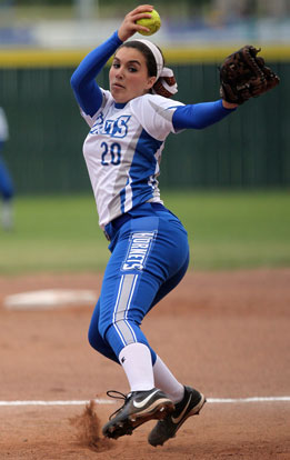 Kayla Jolley whipped up a one-hit shutout against Texarkana. (Photo by Rick Nation)