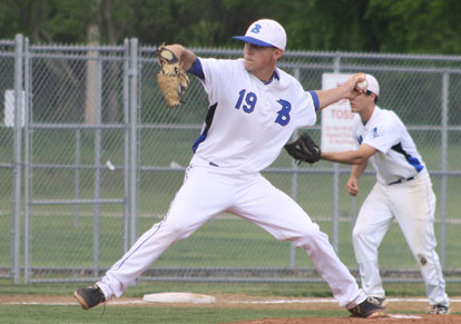 Jason Hastings delivers a pitch. (Photo courtesy of J'Ann Lessenberry)