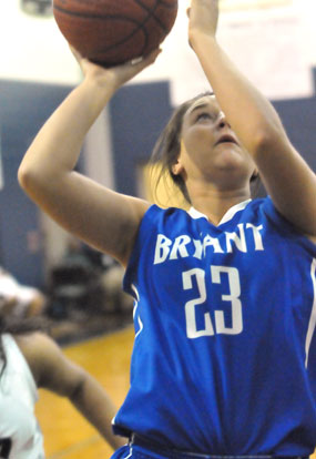 Aubree Allen goes up for a shot. (Photo by Kevin Nagle)