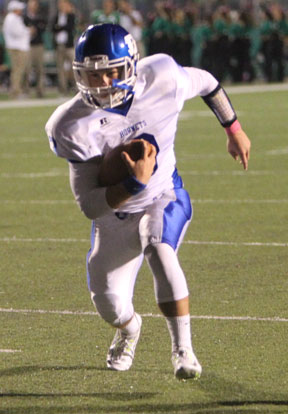 Gunnar Burks runs through a huge hole on his way to the end zone. (Photo by Rick Nation)