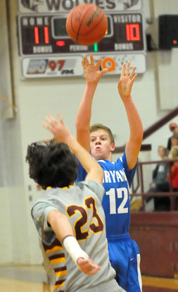 Sam Chumley fired up a 3. (Photo by Kevin Nagle)