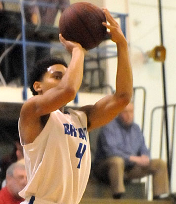 Wesley Peters had 12 points and five rebounds including four in the fourth quarter. (Photo by Kevin Nagle)