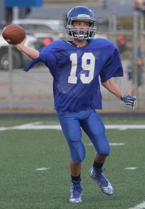 Bryant Blue quarterback Cameron Palmer. (Photo by Rick Nation)