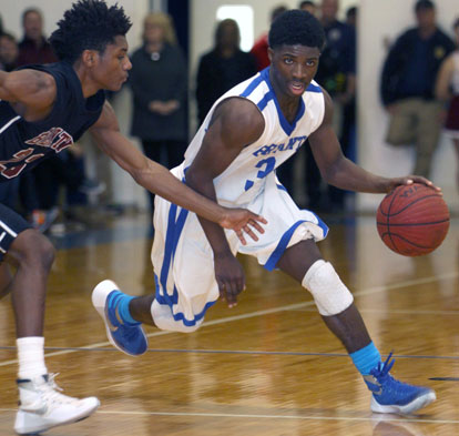 Bryant's Calvin Allen drives around Benton's Jai Peters. (Photo by Rick Nation)