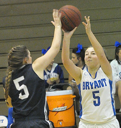 Sarah Palmer, right, looks to score. (Photo by Kevin Nagle)