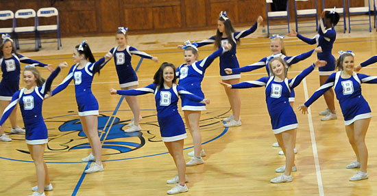 2.12BethelCheerGroupKN