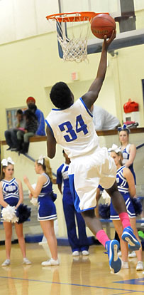 Randy Thomas goes up for a layup. (Photo by Kevin Nagle)