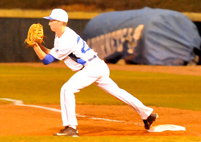 Joey Cates takes a throw at first. (Photo by Kevin Nagle)