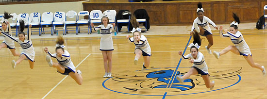 2.9BryantMiddleCheerKN