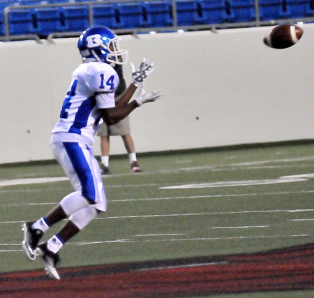 Brandon Murray had four receptions Thursday night. (Photo by Kevin Nagle)